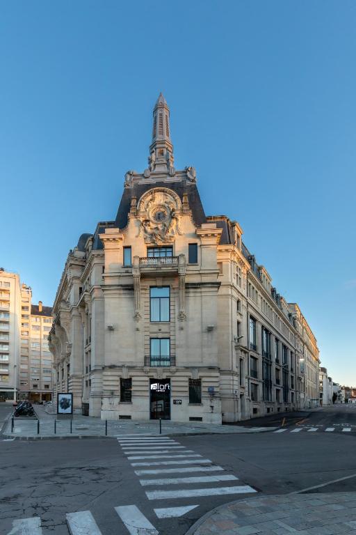 Aloft Dijon